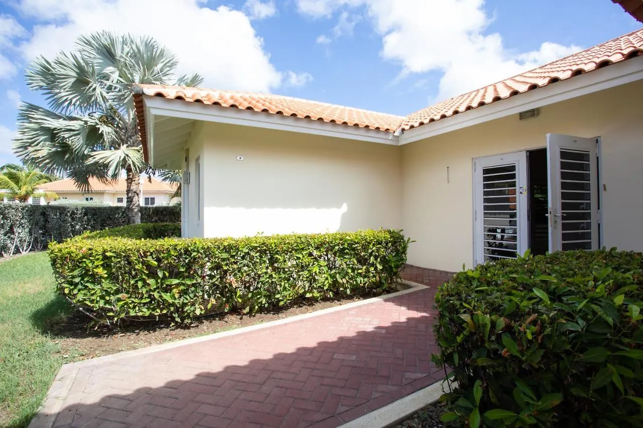 Holiday home Attractive Villa In Resort Willemstad