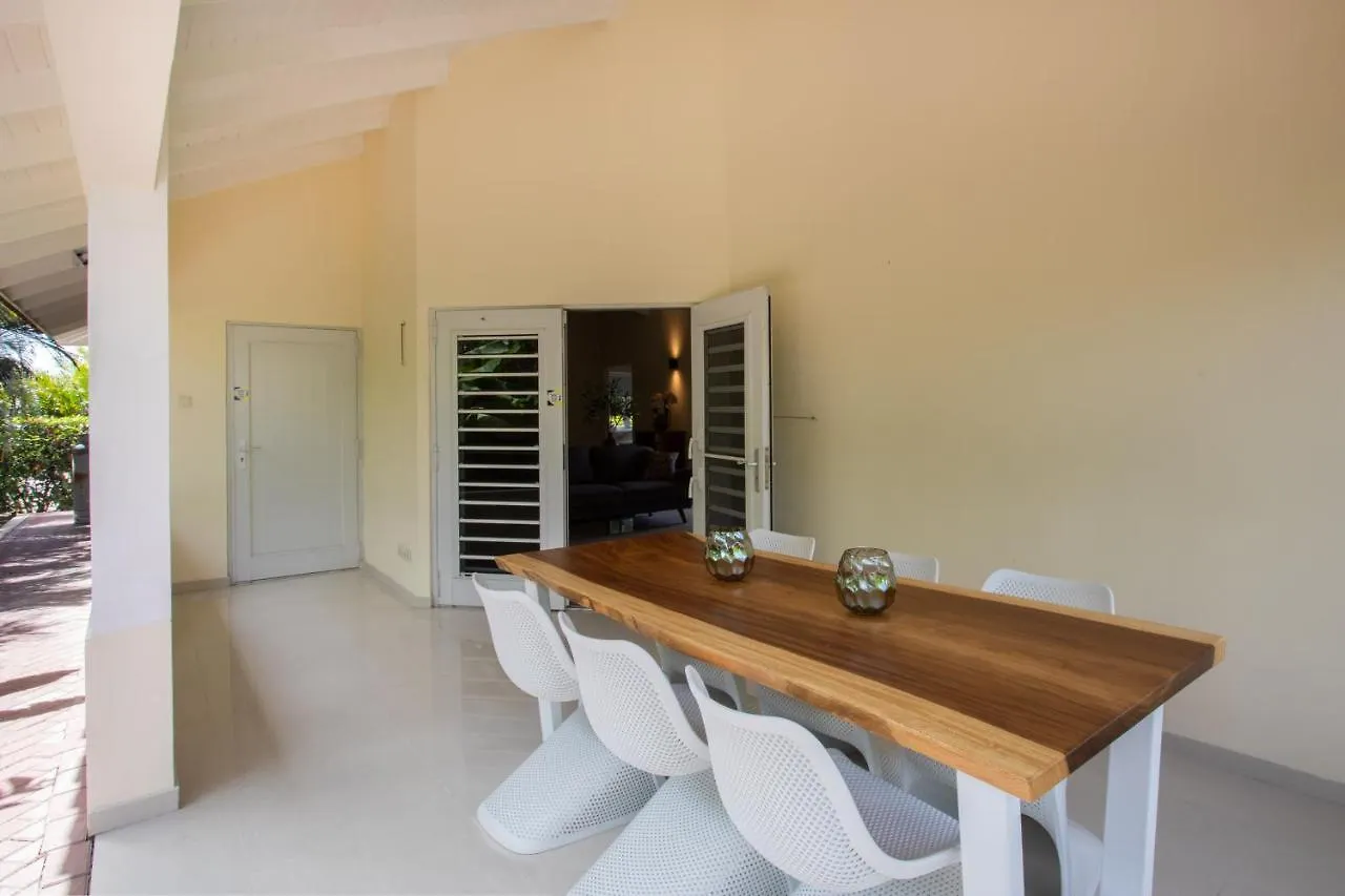 Attractive Villa In Resort Willemstad